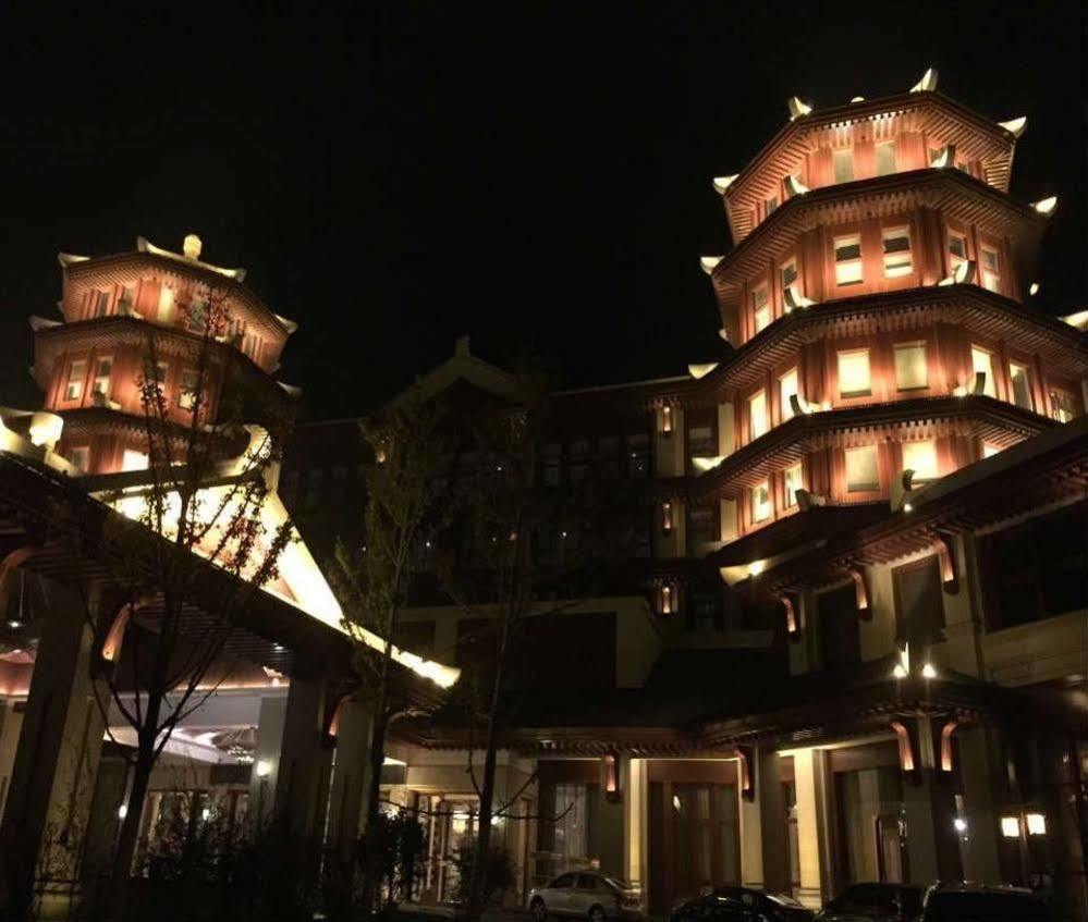 Xuzhuangzi Tianjin Guanghegu Hot Spring Holiday Hotel מראה חיצוני תמונה